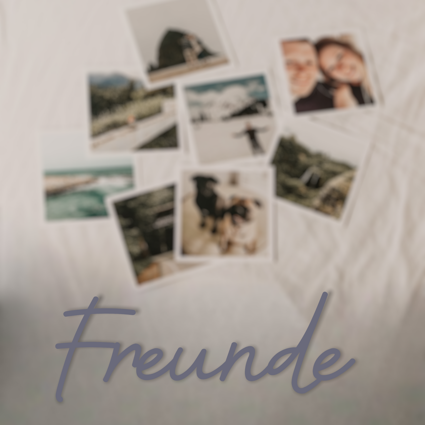 Schriftzug Freunde aus Holz in verschiedenen Farben und 6 Schriftarten