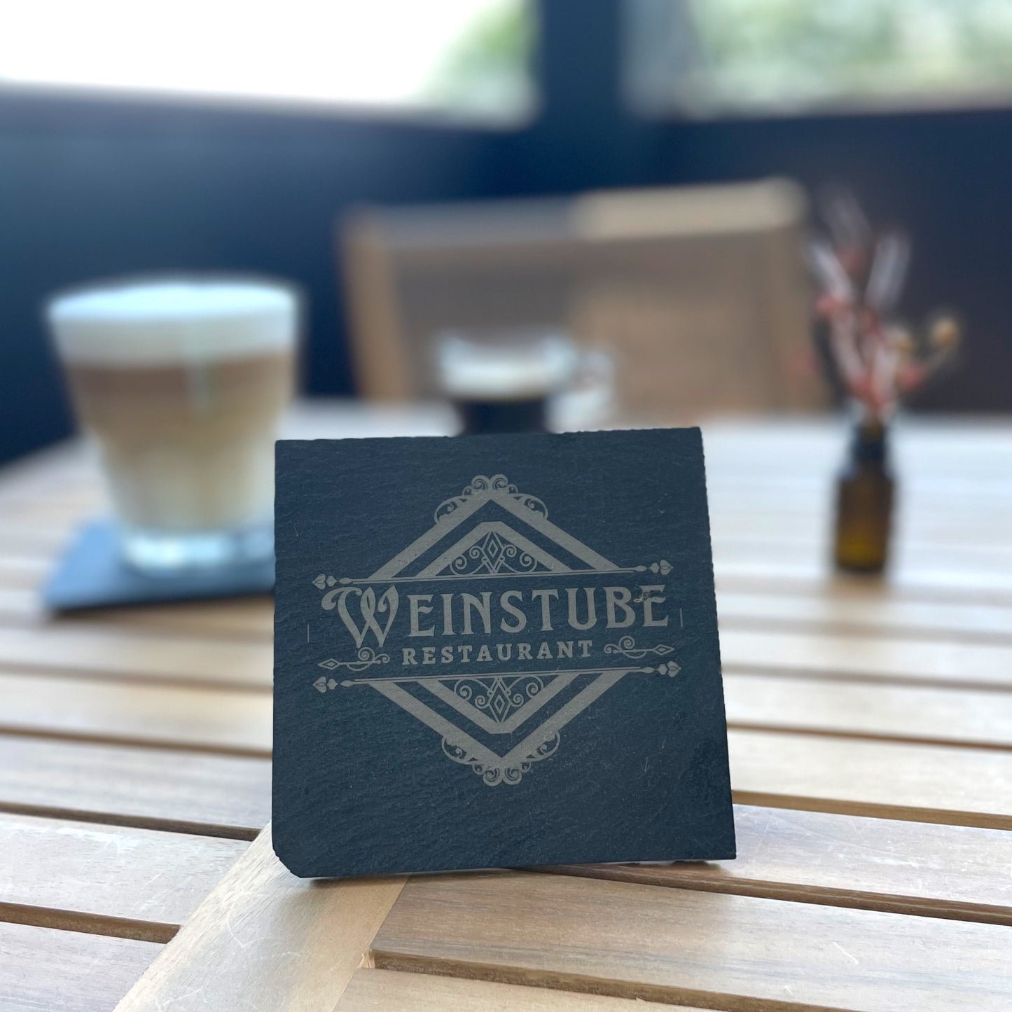 Untersetzer für Restaurant, Café oder Bar - personalisiert mit deinem Wunschtext und Logo